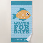 Cute Fish Waves for Days Personalized Kids Strandtuch (Vorderseite)
