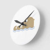 Cute Floating Otter Runde Wanduhr (Winkel)