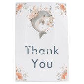 Cute Floral Dolphin Baby Shower Mittlere Geschenktüte (Vorderseite)