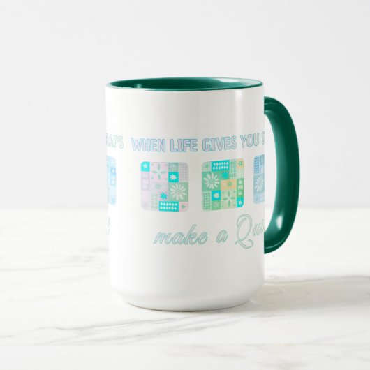 Cute & Floral Patchwork Pattern in Green Colours Tasse (VorderseiteRechts)