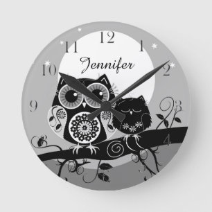 Cute Flower power Owls & custom name Runde Wanduhr