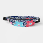 Cute Flowers and Polka Dots – Playful Floral Bauchtasche (Vorderseite)