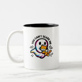 Cute Friendly Ghost and Cat Whimsical HalloweenMug Zweifarbige Tasse (Links)