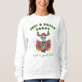 Cute Funny Christmas Merry Goose and a Good Book  Sweatshirt (Vorderseite)