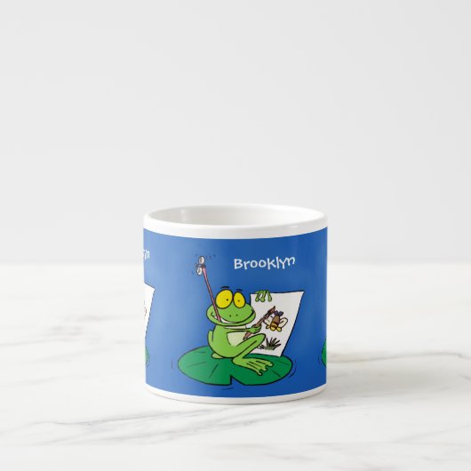 Cute funny green frog cartoon illustration espressotasse (Vorderseite)