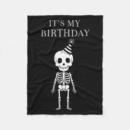 Cute Funny Kawaii Skeleton Birthday Skull Happy Wo Fleecedecke (Vorderseite)