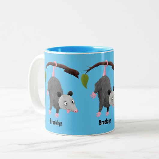 Cute funny opossum hanging from branch cartoon zweifarbige tasse (Vorderseite Links)