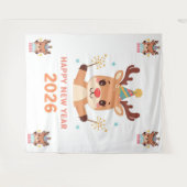 cute funny reindeer happy new year party backdrop wandteppich (Vorderseite (Horizontal))