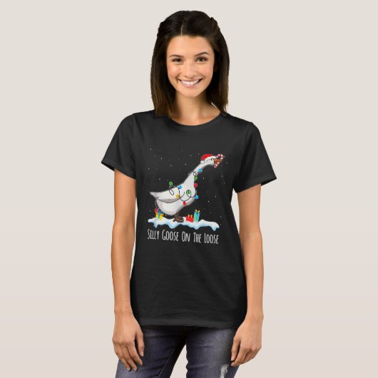Cute Funny Santa Duck Silly Goose On The Loose Chr T-Shirt (Vorne ganz)