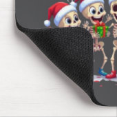 Cute Funny Skeletons Christmas & New Year Celebrat Mousepad (Ecke)