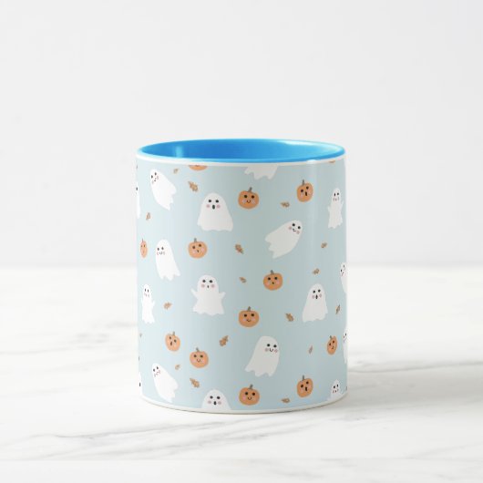 Cute Ghost & Pumpkin Blue Halloween Pattern Tasse (Zentrum)