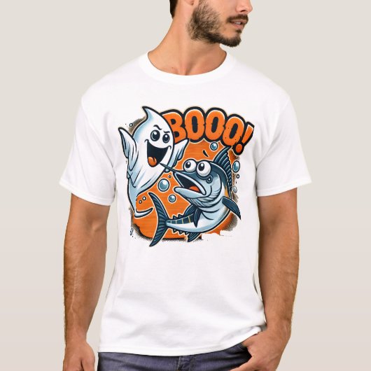 Cute Ghost Scaring Fish Funny Halloween T-Shirt (Vorderseite)