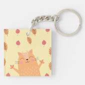 Cute Ginger Orange Cat Playing in Autumn Leaves Schlüsselanhänger (Rückseite)