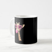 Cute Giraffe Blowing Pink Bubble Gum Sunglasses  Kaffeetasse (Vorderseite Links)