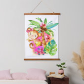 Cute Girl Monkey Climbing Tree Wandteppich Mit Holzrahmen (Schlafzimmer)