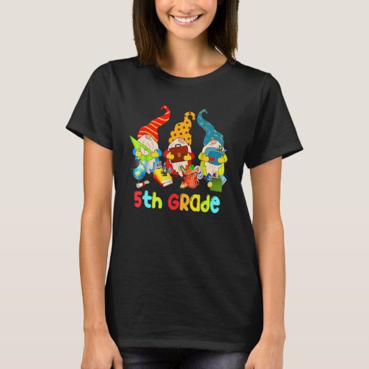 Cute Gnomes 5th Grade Crew Teacher 100th Day Of Sc T-Shirt (Vorderseite)