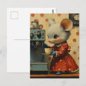 Cute Gray Mouse Makes Coffee Postkarte (Vorne/Hinten)