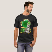 Cute Gray Tabby Cat Shamrock Irish Saint St Patric T-Shirt (Vorne ganz)