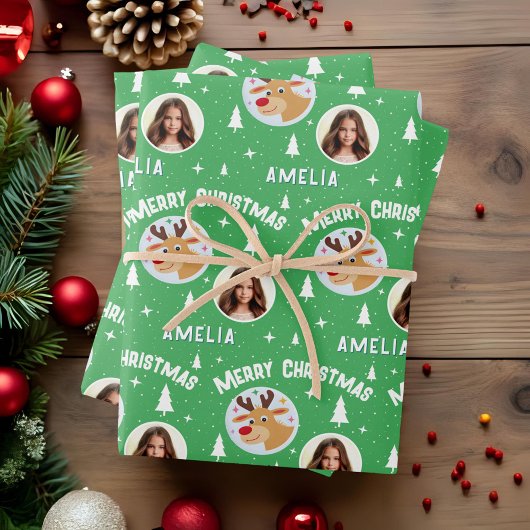 Cute Green Reindeer Kid`s Name Photo Christmas Geschenkpapier Set