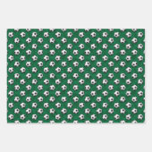cute green Soccer ball sports pattern Geschenkpapier Set (Vorderseite 3)