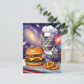 Cute Grey Tabby Cat Chef Making Cheeseburger Postkarte (Stehend Vorderseite)
