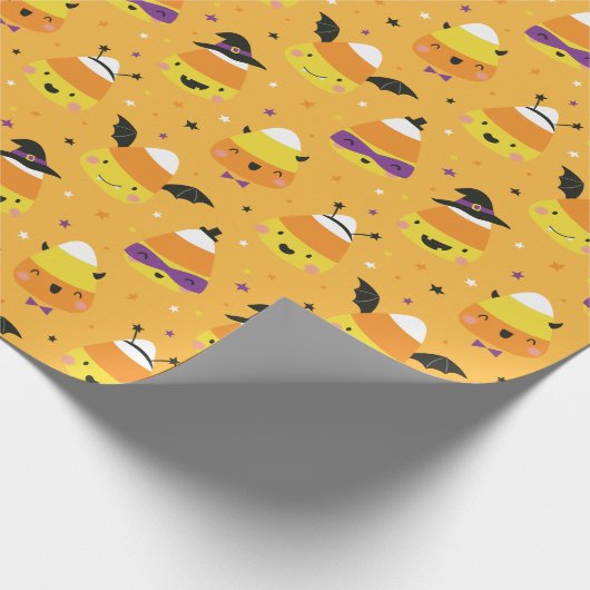 Cute Halloween Candy Corns in costume orange Geschenkpapier (Ecke)