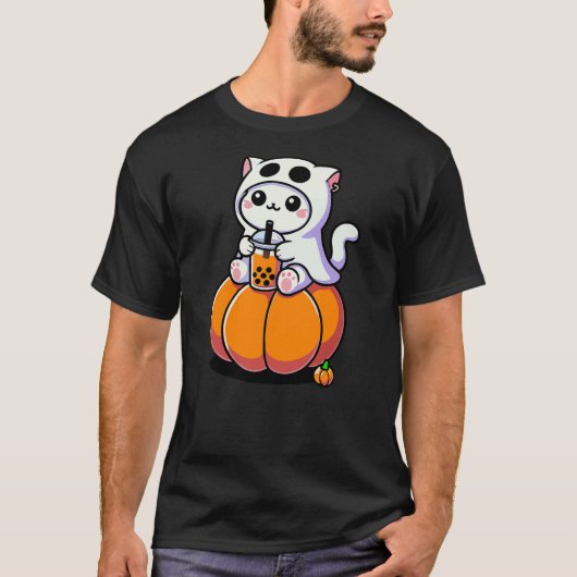 Cute Halloween Cat in Ghost Costume Drinking Boba  T-Shirt (Vorderseite)