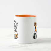 Cute Halloween Gnomes with Cauldron and Pumpkin Tasse (Zentrum)