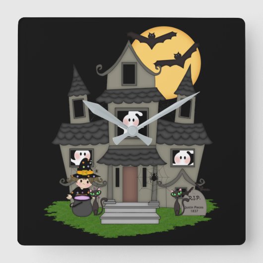 Cute Halloween haunted house and little witch Squa Quadratische Wanduhr (Vorderseite)