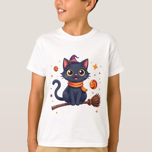 Cute Halloween Kitten on Broomstick T-Shirt (Vorderseite)