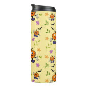 Cute Halloween Pumpkin Seamless Pattern  Thermosbecher (Nach rechts gedreht)