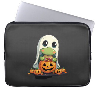 Cute Halloween Turtle Ghost with Candy (5) Laptopschutzhülle