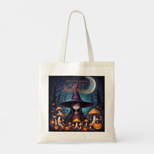 Cute Halloween Witch in Spooky Scene with Pumpkins Tragetasche (Rückseite)