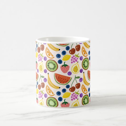 Cute Hand-drawn Doodle Fruits Seamless Pattern Kaffeetasse (Mittel)