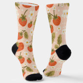 Cute Hand-drawn Red Strawberry Seamless Pattern Socken (Gewinkelt)