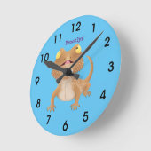 Cute happy bearded dragon lizard cartoon runde wanduhr (Winkel)