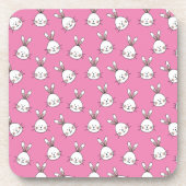 Cute Happy White Easter Bunny on Pink Getränkeuntersetzer (Vorderseite)