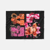 Cute Highland Cow And Nk Heart Valentines Day Love Fleecedecke (Vorderseite (Horizontal))