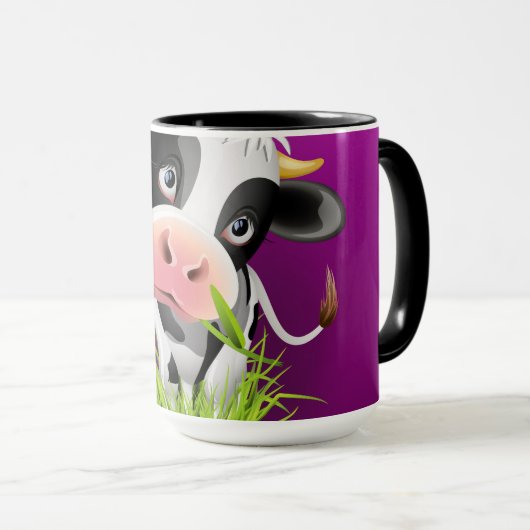 Cute Holstein cow in grass over purple Tasse (VorderseiteRechts)