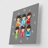 Cute Japanese Kokeshi doll pattern Quadratische Wanduhr (Winkel)