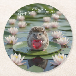 Cute July Hedgehog with Ruby Heart Runder Pappuntersetzer