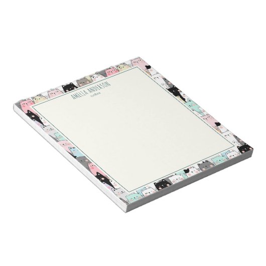 Cute Kawaii Cats Pattern Personalize Name Notizblock (angewinkelt)