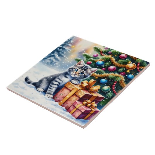 Cute Kitten Under Christmas Tree Fliese (Seite)