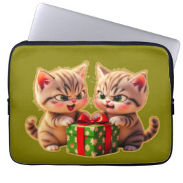 **Cute Kittens Fighting Over a Gift – Funny Christ Laptopschutzhülle