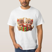 **Cute Kittens Fighting Over a Gift – Funny Christ T-Shirt (Vorderseite)