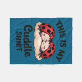 Cute Ladybug Couple This Is My Cuddle  Fleecedecke (Vorderseite (Horizontal))