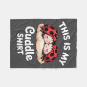 Cute Ladybug Couple This Is My Cuddle  Fleecedecke (Vorderseite (Horizontal))