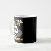 Cute Lazy Panda New Year Old Me 2026 Funny Sarcast Kaffeetasse (Vorderseite Links)