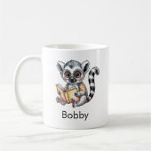 Cute Lemur Reading a Book Custom Kaffeetasse (Links)
