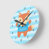 Cute Little Fox for Kids Room Runde Wanduhr (Winkel)